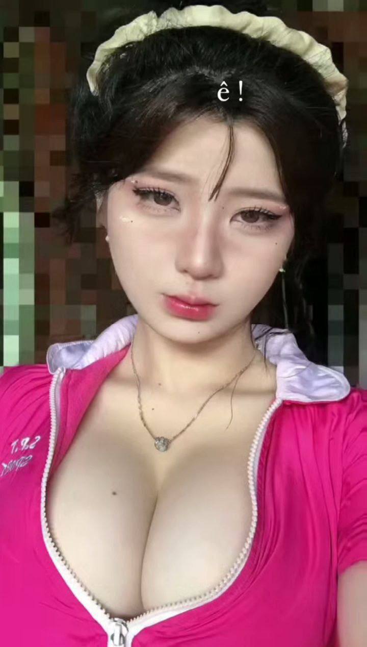 Gạ trai mượn tiền xong bùng.